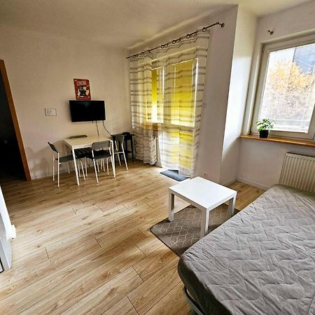 Green Kabaty Apartment 3 Варшава Екстер'єр фото